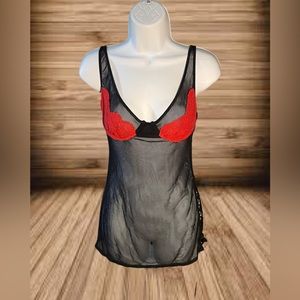 Frederick’s Of Hollywood Black Negligée Medium Red Lace Stretch Fishnet Mesh